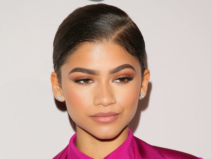 Don't Come For Zendaya's Gay Fans, Because She Will Come For You ...