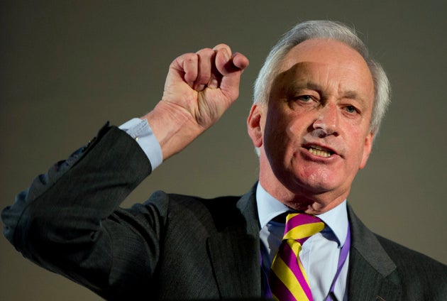 Ukip Battles: Neil Hamilton Ousts Rival And Becomes Ukip Leader On The Welsh Assembly | HuffPost UK