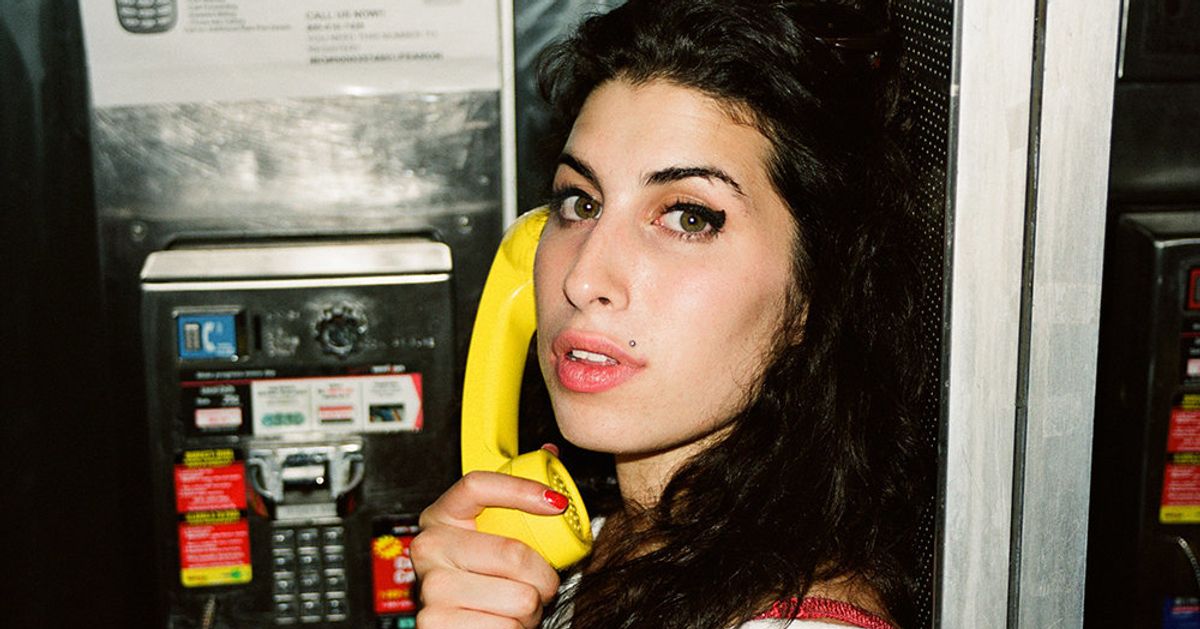 Unpublished Photos Of Amy Winehouse Show A Side Of Her Few Have Seen