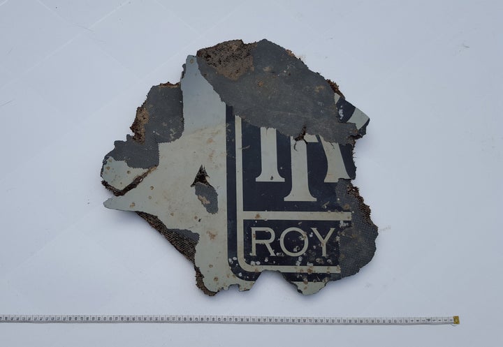<strong>Debris found in South Africa is "almost certainly" from MH370</strong>