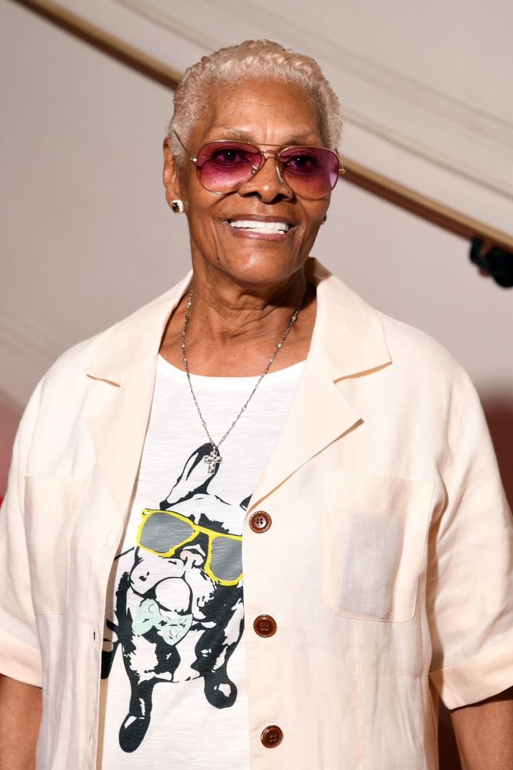 <strong>Dionne Warwick</strong>