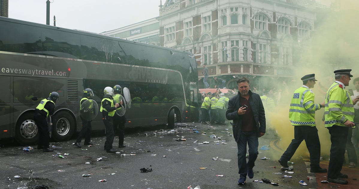 Man Arrested Over Manchester United Team Bus Attack Huffpost Uk