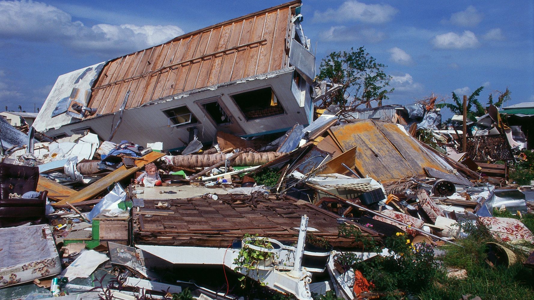 Natural disasters. Стихийные бедствия. Бедствие. Изучение природных катастроф. Борьба со стихийными бедствиями.