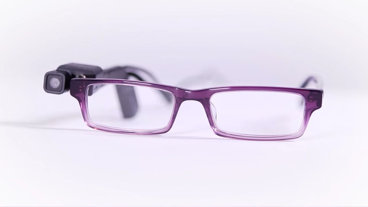 glasses that read to you