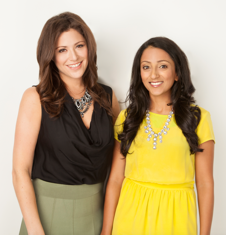 BaubleBar co-founders Daniella Yacobovsky (l) and Amy Jain (r).