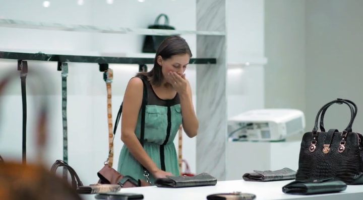 <strong>Shoppers in Thailand were left shocked by what they found inside exotic skin accessories.</strong>