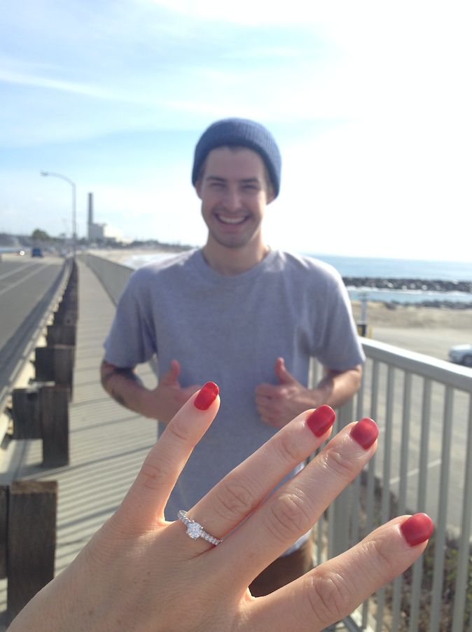 18 Fun Engagement Announcements That Call For A 'Hell Yes!' | HuffPost Life 18 Fun Engagement Announcements That Call For A 'Hell Yes!' | HuffPost Life
