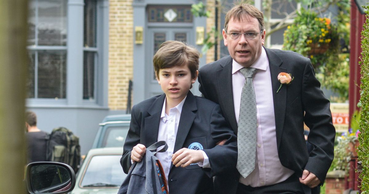 ‘EastEnders’ Spoilers: Bobby Beale Leaves Dad Ian With A Tough Decision ...