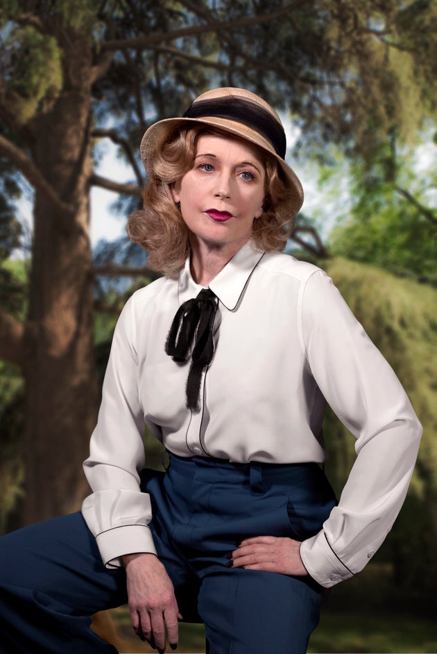 Artist Cindy Sherman Embodies 19s Film Beauties In New Photos Huffpost