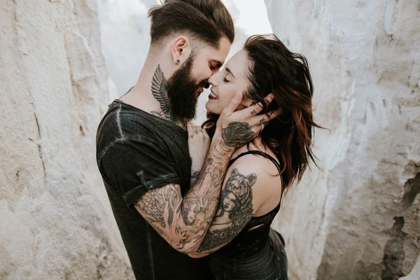 These 25 Photos Are Not Your Average Engagement Pics
