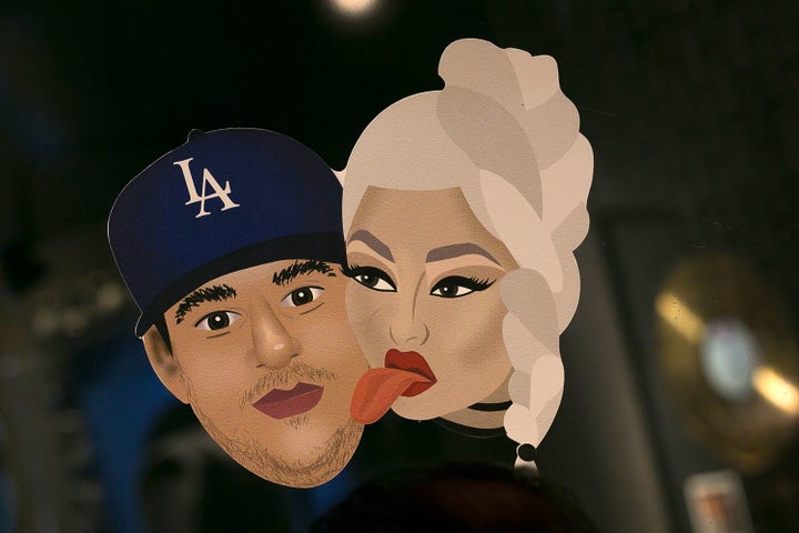 Chymoji of Blac Chyna and her bae Rob Kardashian.