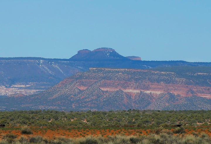 Native American tribes are pushing the Obama administration to declare national monument status for the Bears Ears region of Utah, which has caused controversy among local residents and Utah political leaders.