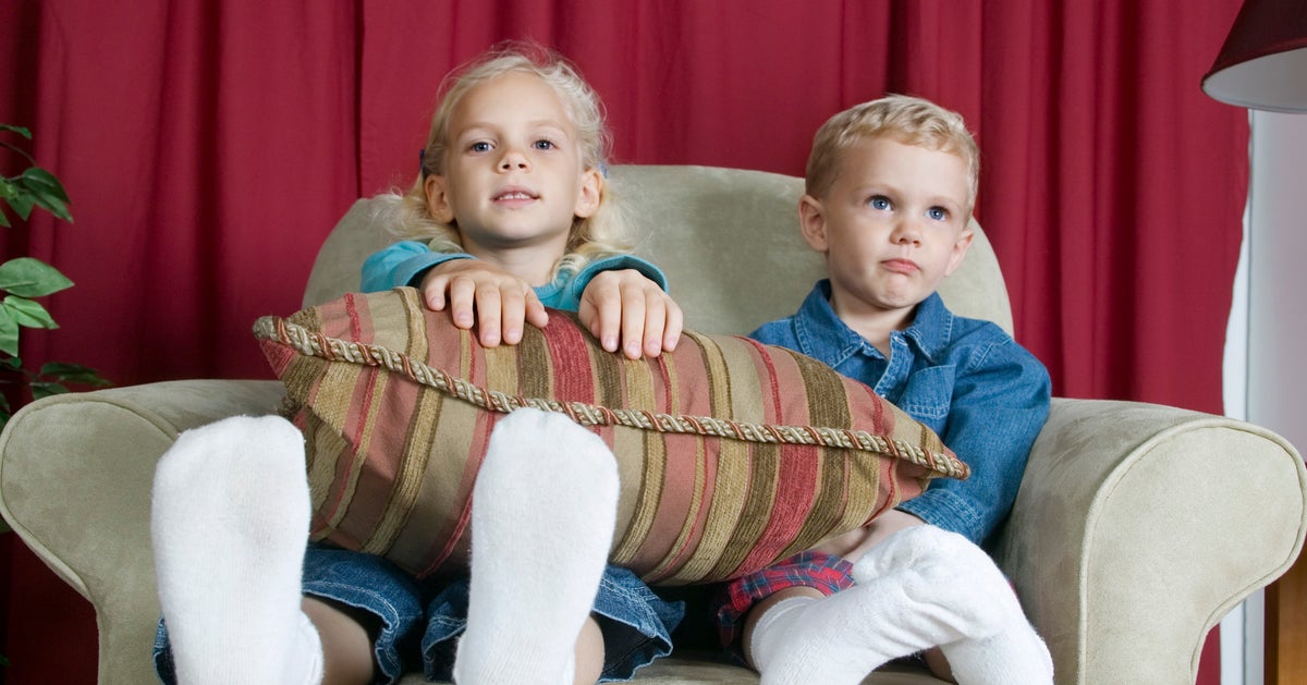 Kids Who Don't Wear Shoes At School Are 'More Likely To Behave Better