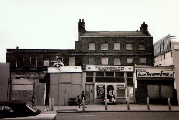 Malplaquet House, May 1998, before the shop fronts came down