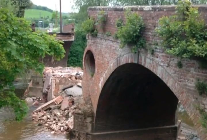 <strong>Derek Trow has been hailed a hero after saving 11 children from falling into the river after the Eastham Bridge collapsed </strong>