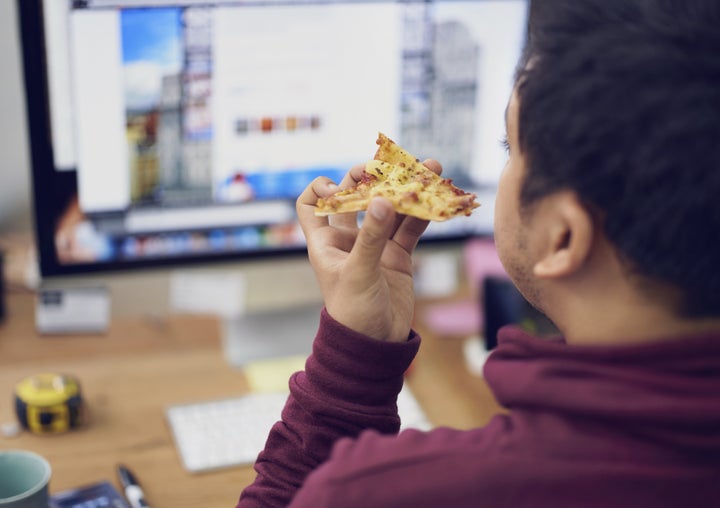 Many Americans eat their lunch every day at their desk instead of taking a real break. And it's not helping us live healthier lives.