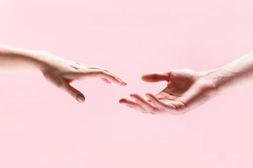 The Science Behind The Profound Power Of Holding Hands | HuffPost Life
