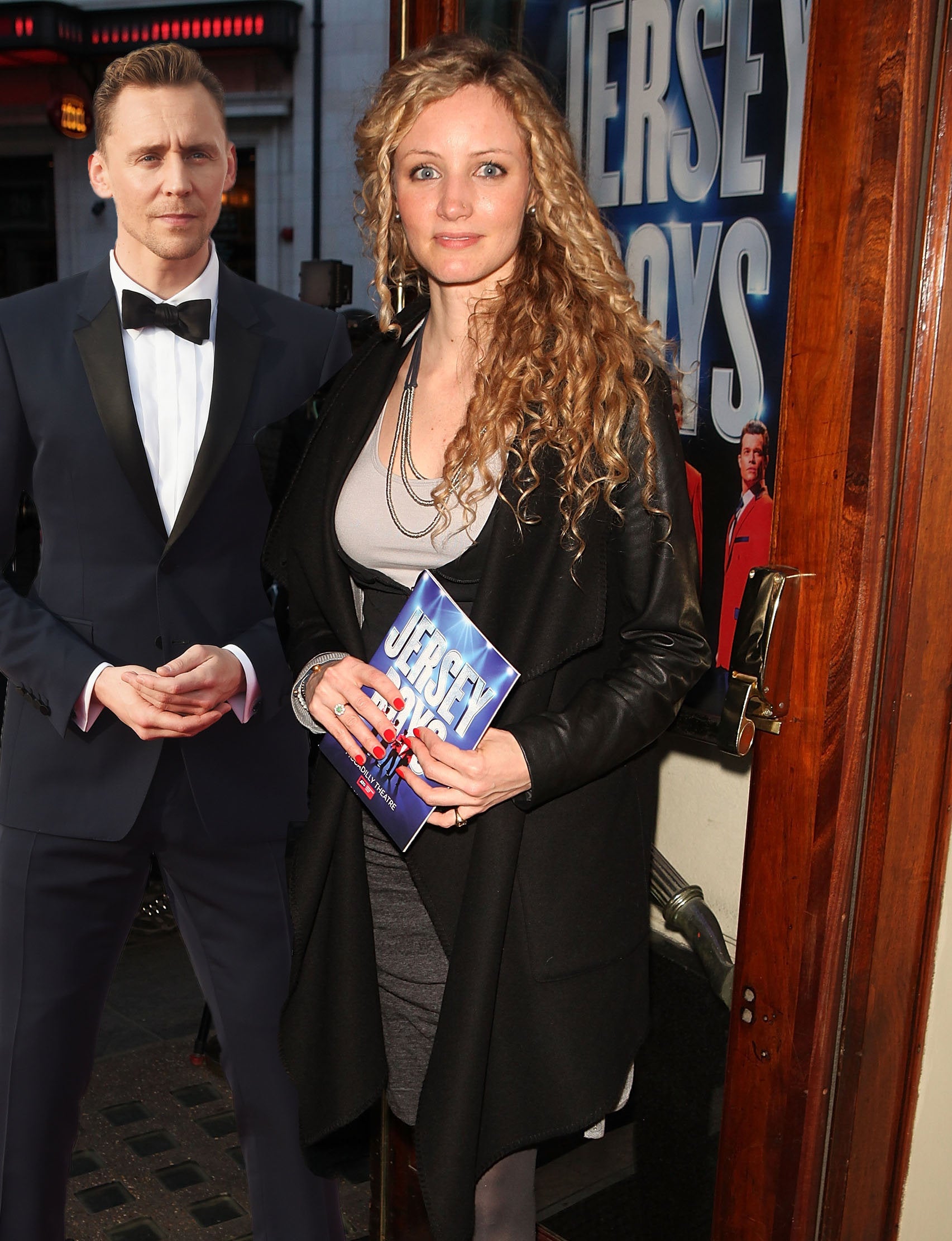 Noted Historian Dr Suzannah Lipscomb Leaves Club With Mystery Brunette Noted Historian Dr Suzannah Lipscomb Leaves Club With Mystery Brunette