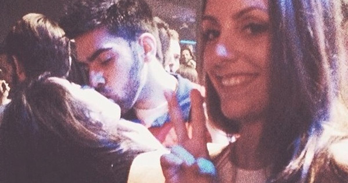Girl Takes Selfies With Strangers Making Out Nails It Every Time