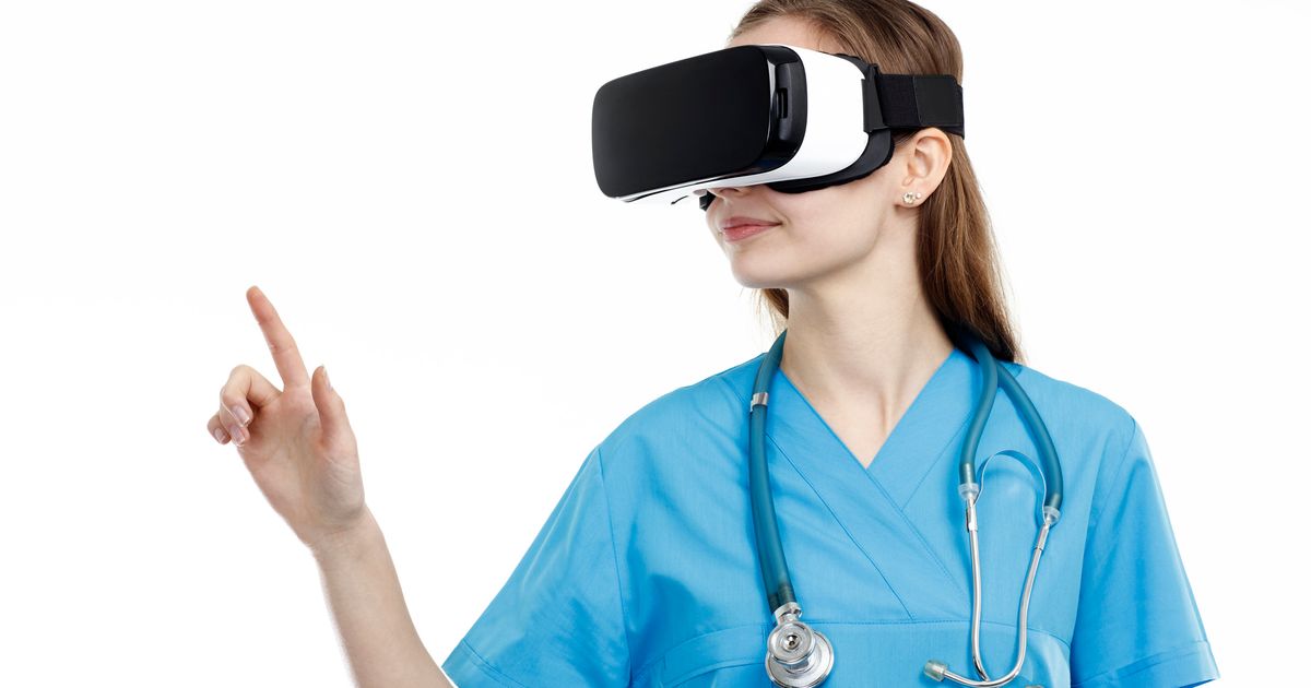 Real doctors. VR В медицине. VR технологии в медицине. Очки виртуальной реальности в медицине. VR ar в медицине.