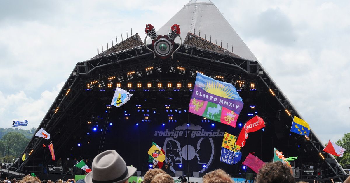 Glastonbury 2016 Line-Up And Schedule Revealed For The Main Stages ...