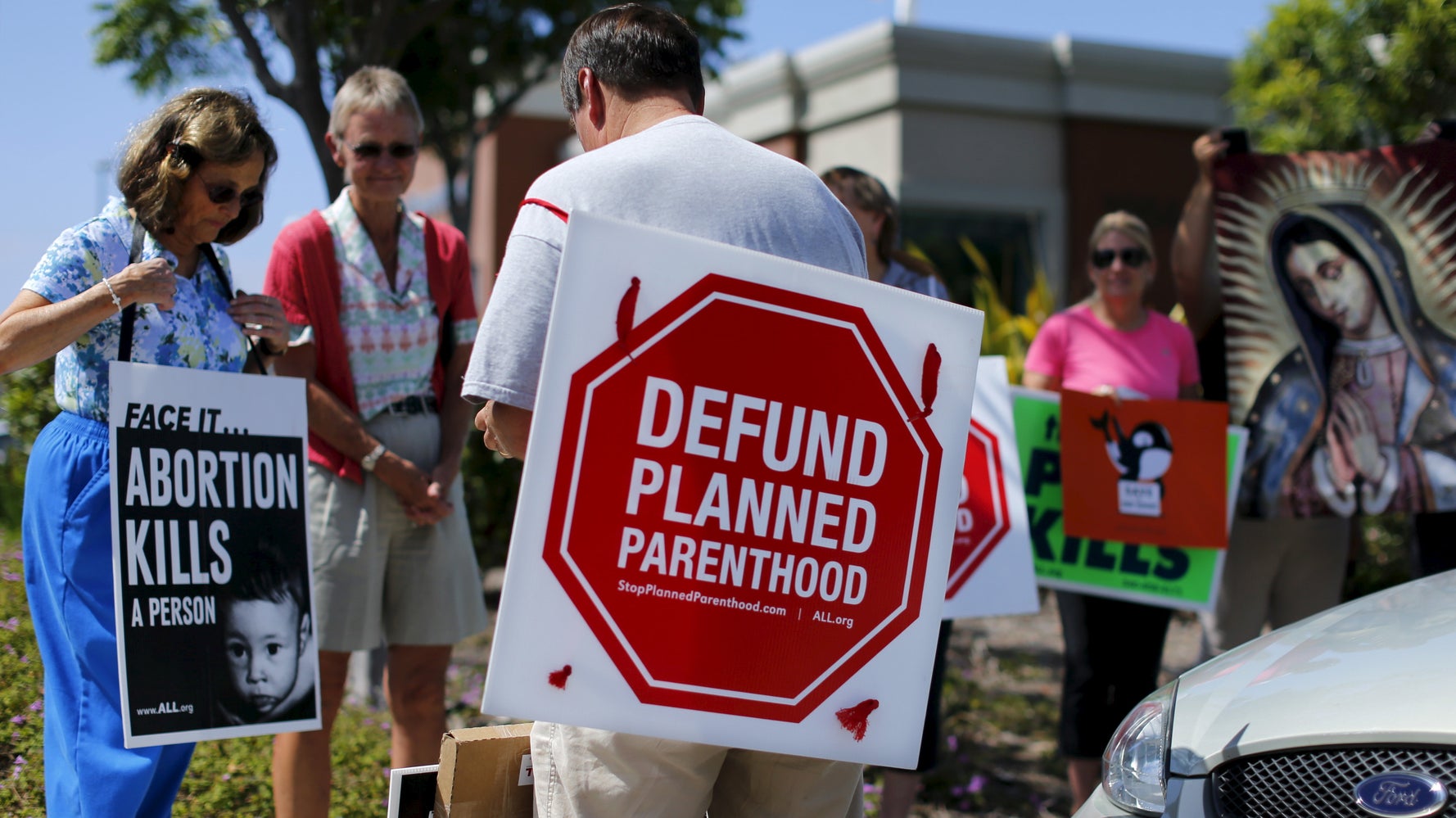The ‘ProLife’ War Against Planned Parenthood Is Actually Costing Lives