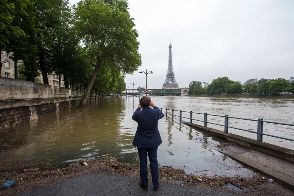 Dramatic Photos Show Impact Of Paris Flooding HuffPost
