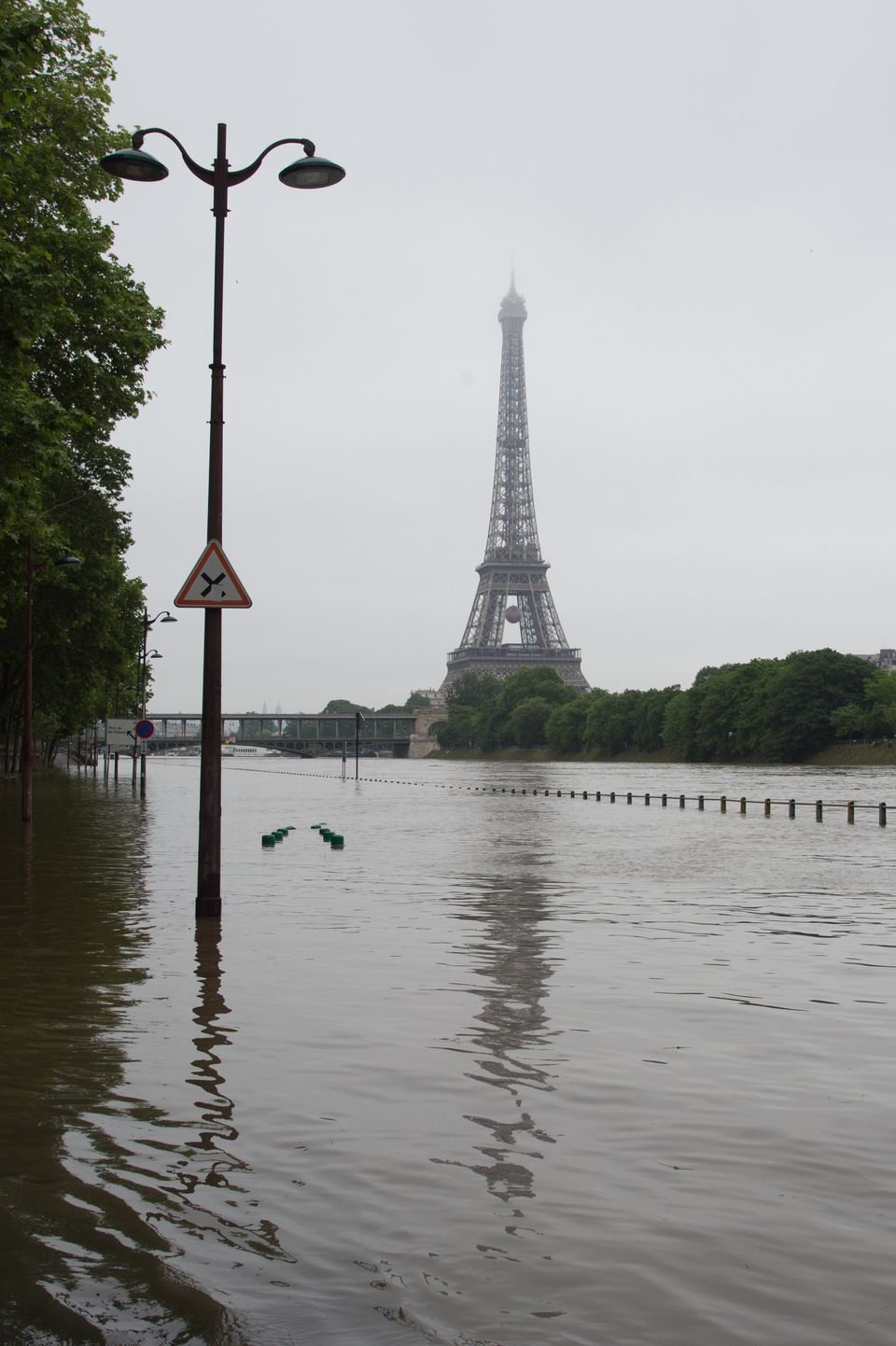 Dramatic Photos Show Impact Of Paris Flooding HuffPost The WorldPost