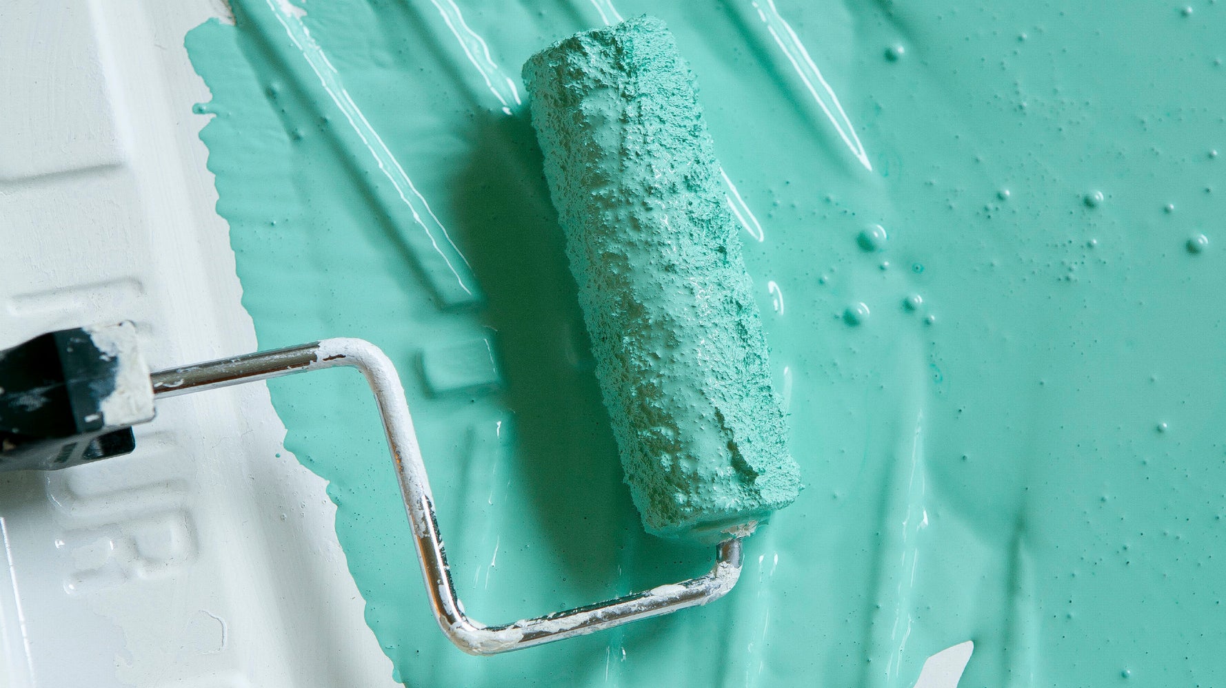 A Simple Storage Hack That Keeps Used Paint Rollers From Drying Out