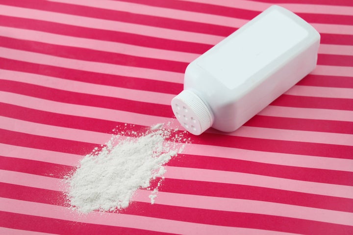 Regular use of body powder was associated with ovarian cancer in to a new study, regardless of where the women used it.