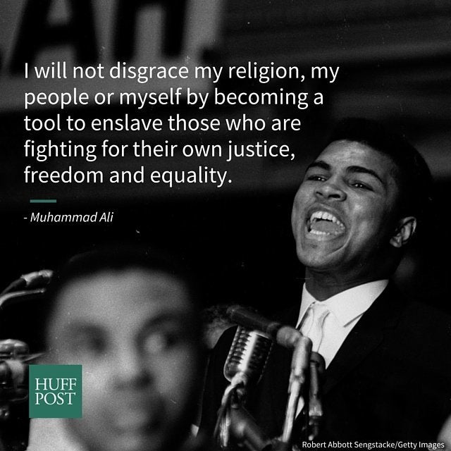 12 Times Muhammad Ali Showed Us The Incredible Power Of His Faith Huffpost Religion 2372