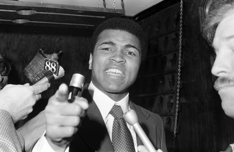 Muhammad Ali Dead: Boxing Legend Dies Aged 74 | HuffPost UK News