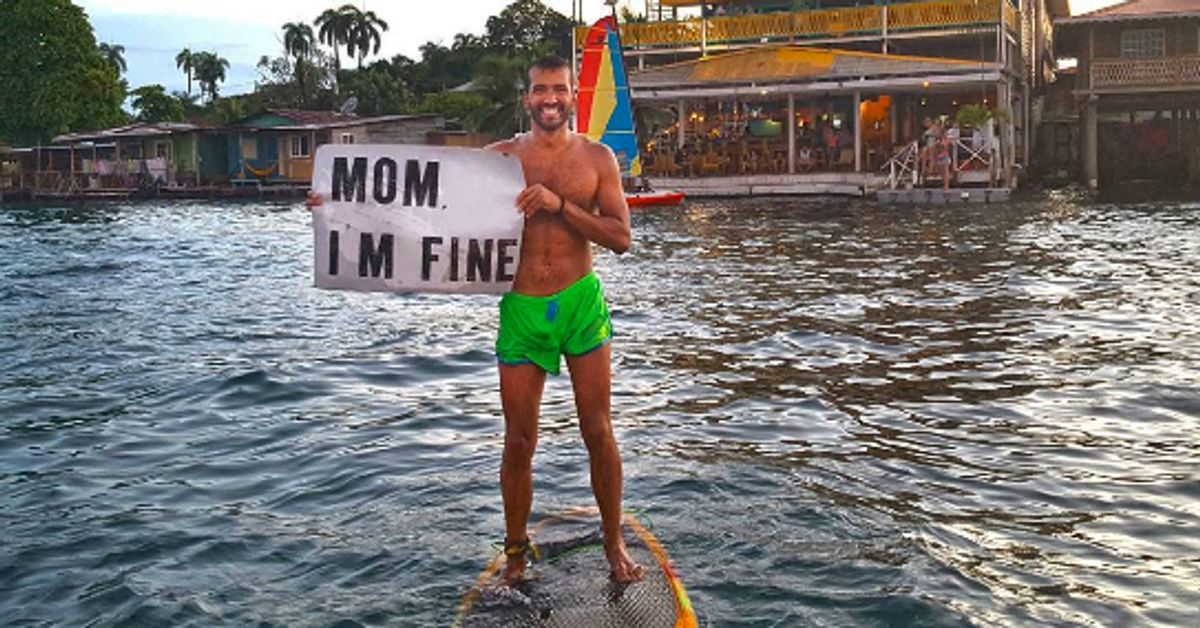 27 Year Old Travels The World With Hilarious Mom Im Fine Sign Huffpost Uk Life