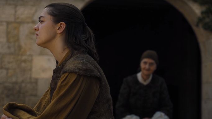 Maisie Williams as an unsuspecting Arya Stark.