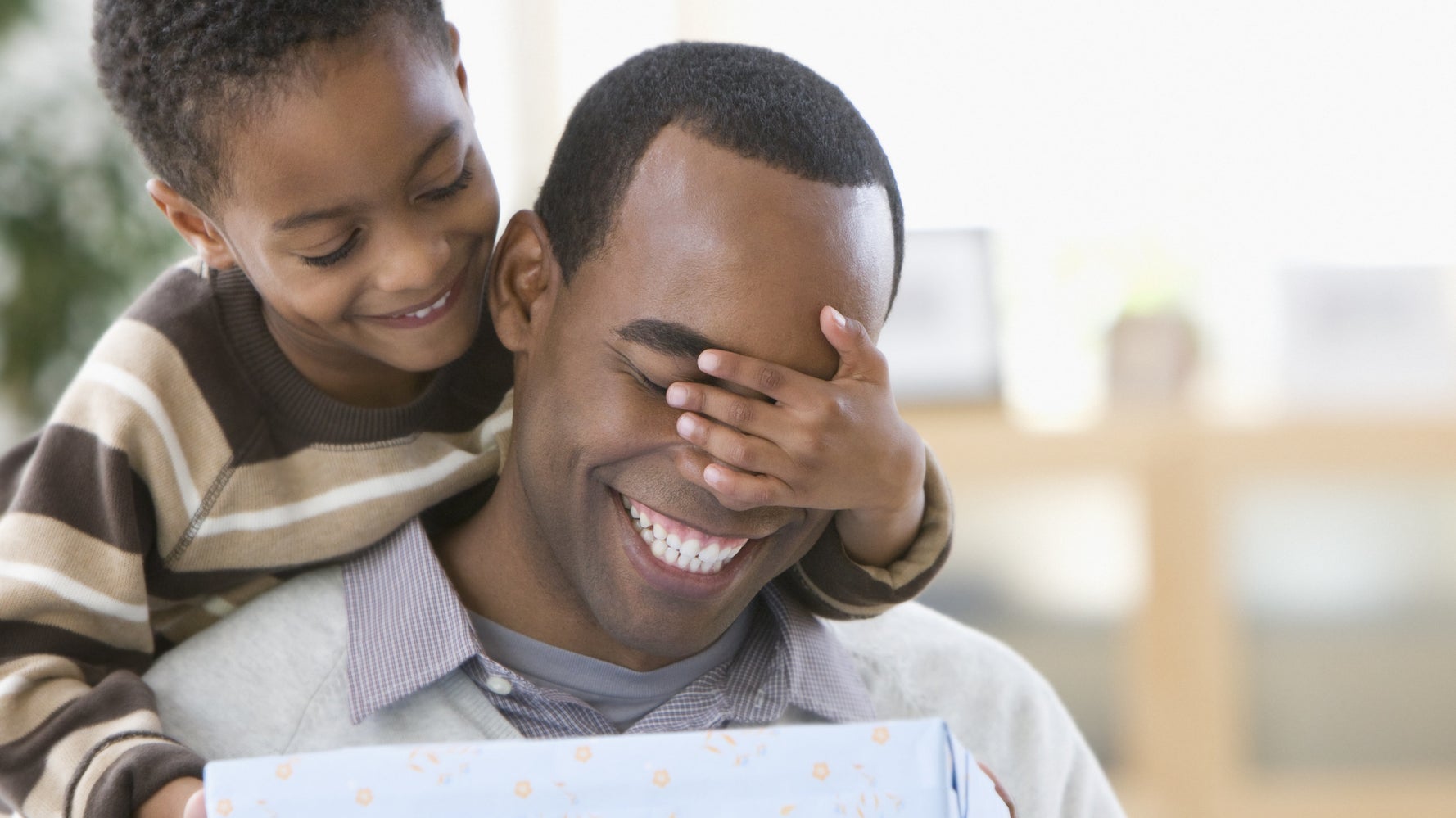 Father's Day Gifts: Ideas To Spoil Your Dad Including VR Headsets