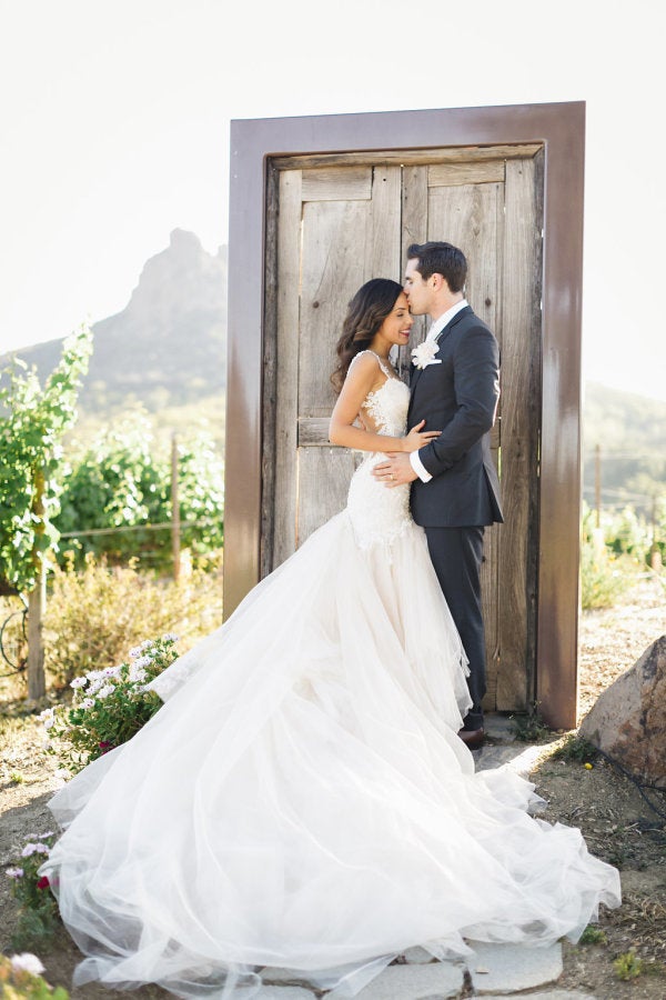 27 Brides Who Weren T Afraid To Bring The Wow Factor Huffpost Life 27 Brides Who Weren T Afraid To Bring The Wow Factor