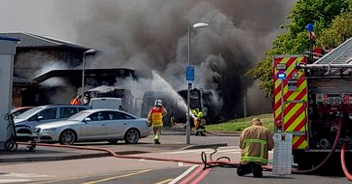 East Surrey Hospital Fire Sees Medics Praised For Helping Patient ...