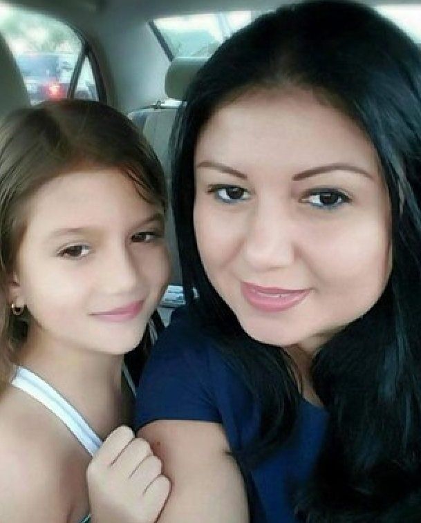 Liliana Moreno and her 9-year-old daughter, Daniela.