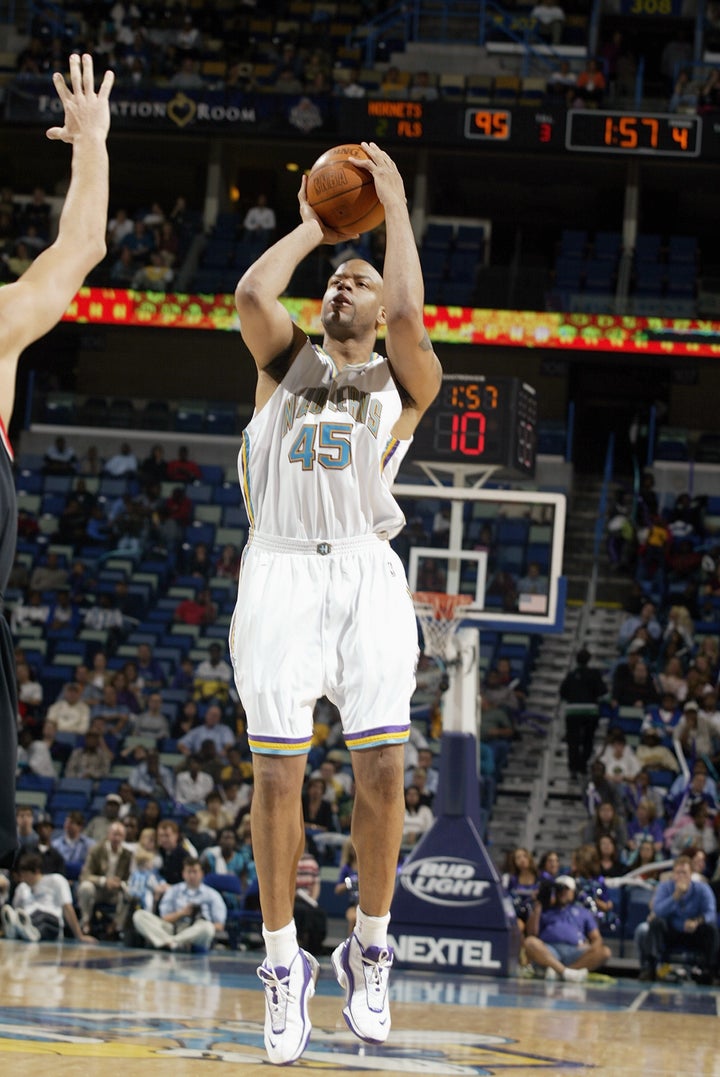 Sean Rooks, pictured in a 2003 game with the New Orleans Hornets, averaged 6.2 points per game in his 12-year career.