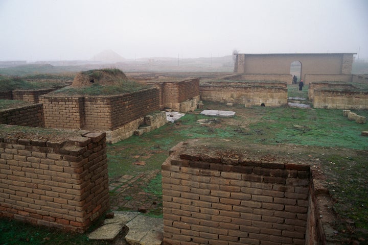 Buildings in Nimrud, Iraq. Assyrian civilisation, 13th-8th century BC.