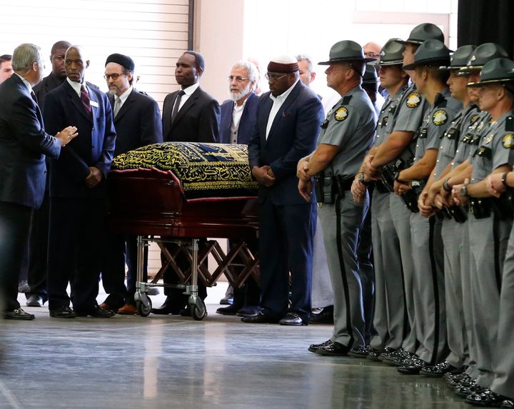 The coffin of late boxing champion Muhammad Ali arrives for a jenazah, an Islamic funeral prayer, in Louisville, Kentucky, U.S. June 9, 2016.