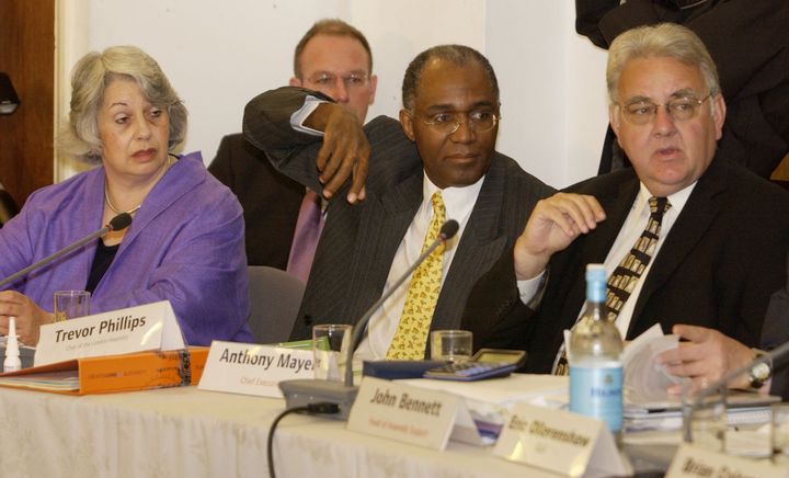 Trevor Phillips (centre) as chair of the London Assembly, questioning Ken Livingstone in 2002