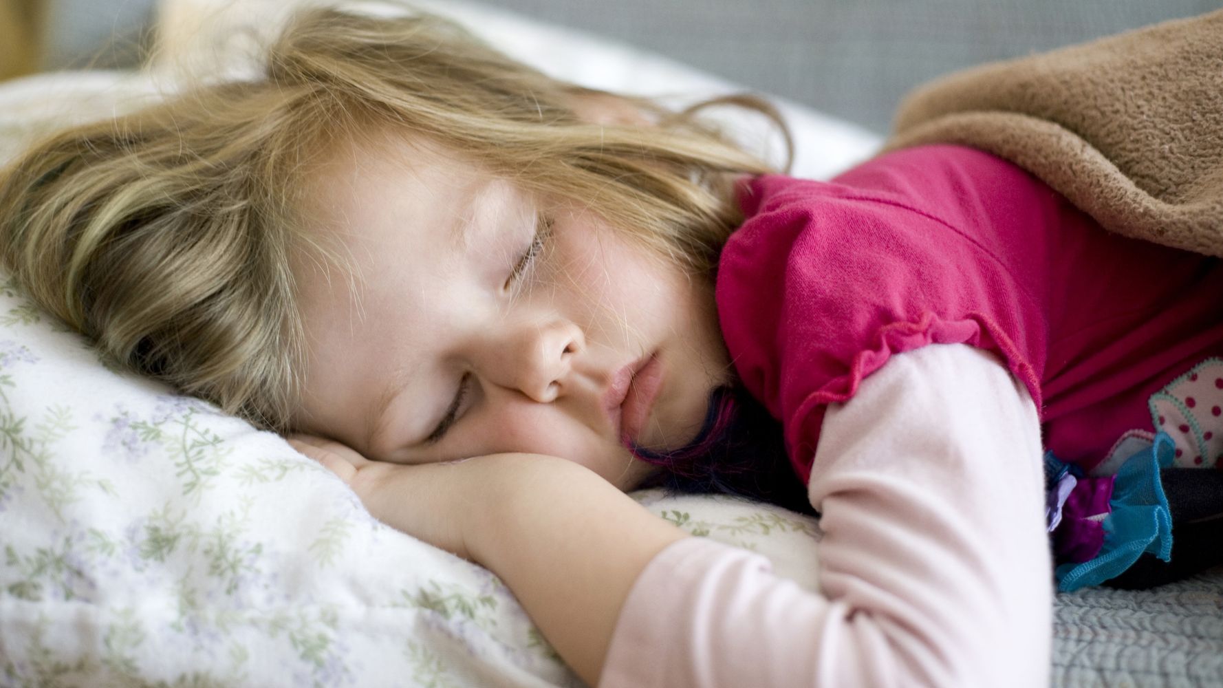 here-s-how-much-sleep-your-child-actually-needs-huffpost-australia