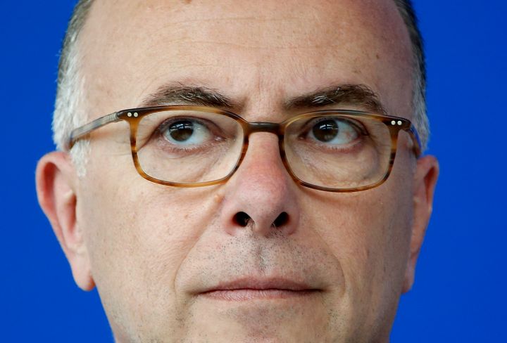 French Interior Minister Bernard Cazeneuve has asked for all necessary measures to be taken to prohibit the sale, consumption and transport of alcoholic drinks in sensitive areas on match days