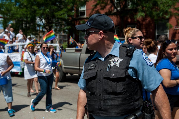 <a href="https://flic.kr/p/o9vzQK" target="_blank">A police officer on duty at the Chicago Pride Parade </a>(<a href="https:/