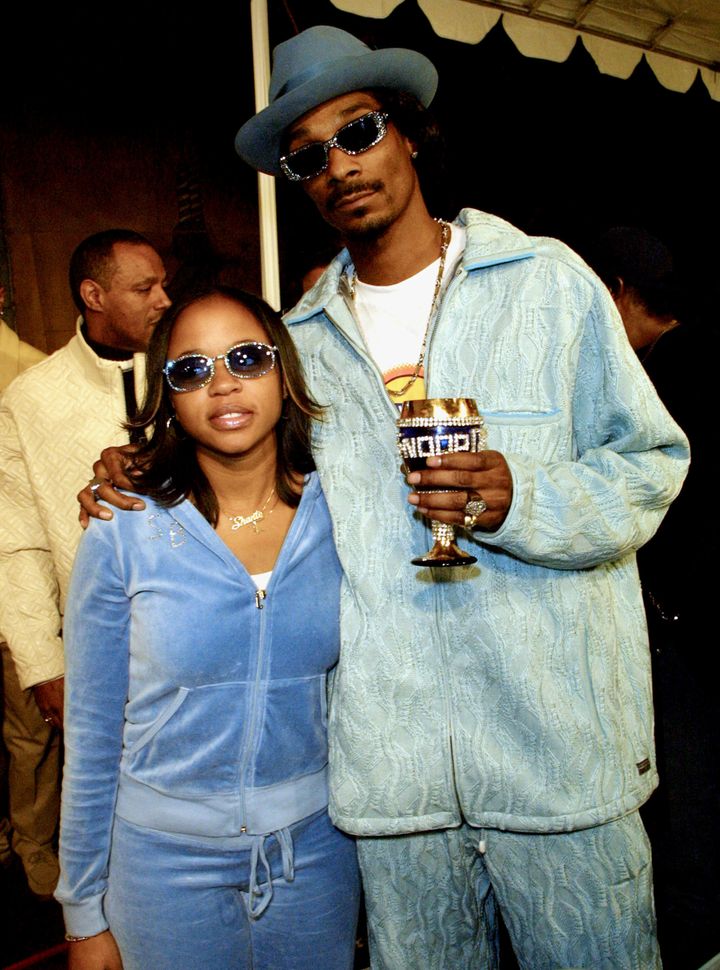 Snoop Dogg -- real name Calvin Broadus -- and his wife Shante Broadus in 2001. 
