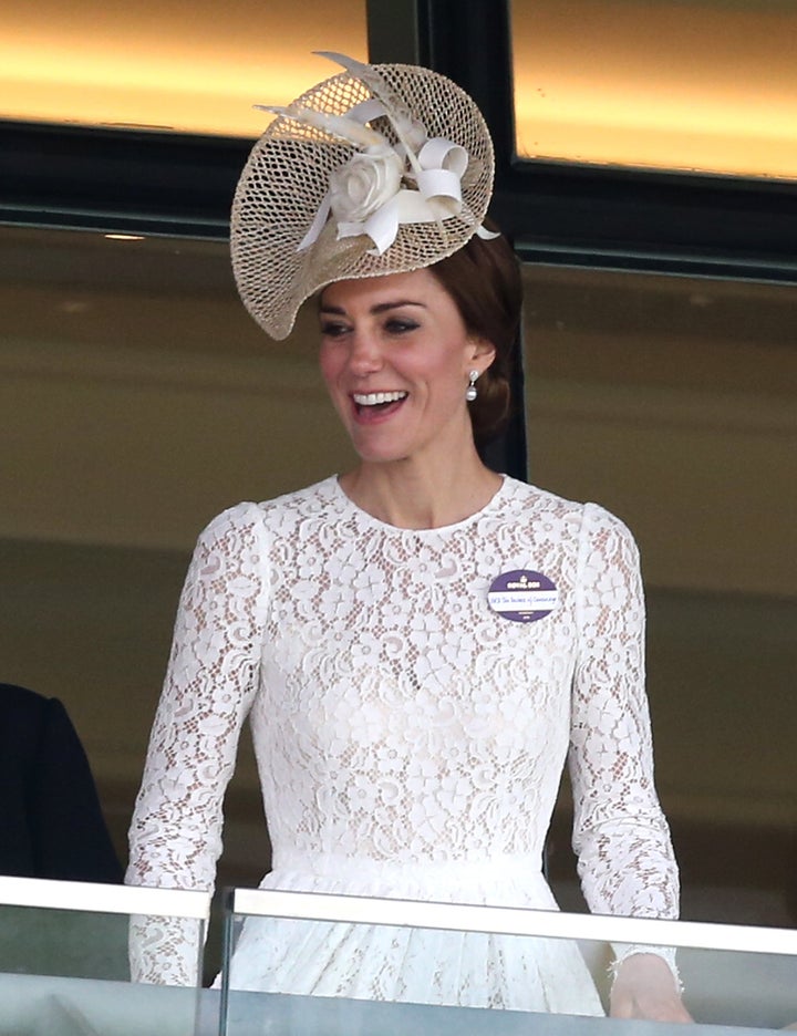 The Duchess Of Cambridge Shows Us How To Kiss In A Fascinator | HuffPost