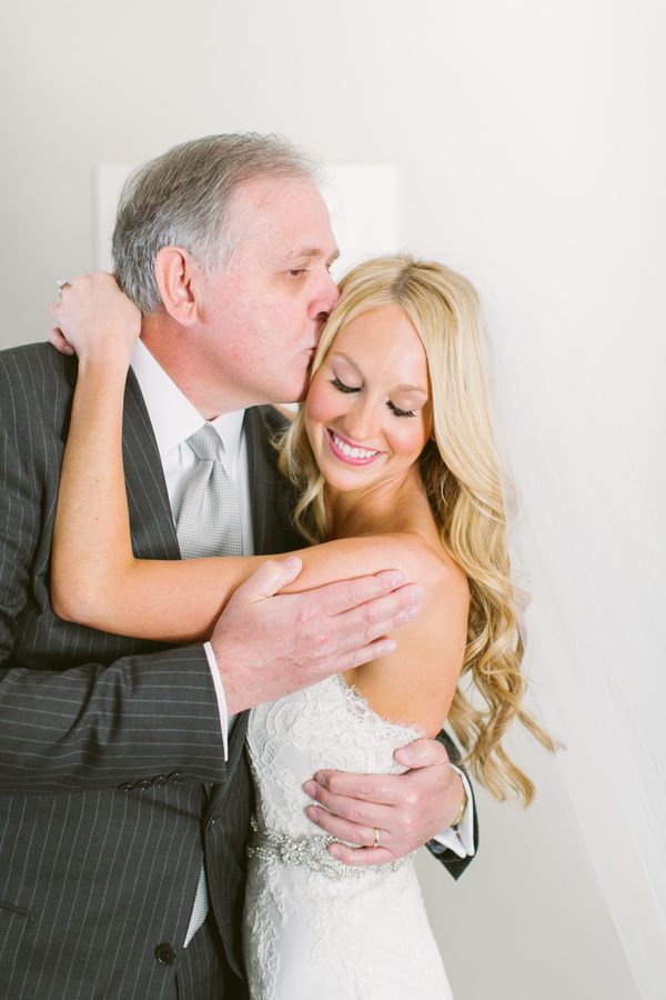 24 Wedding Photos That Capture The Special Bond Between Dad And 