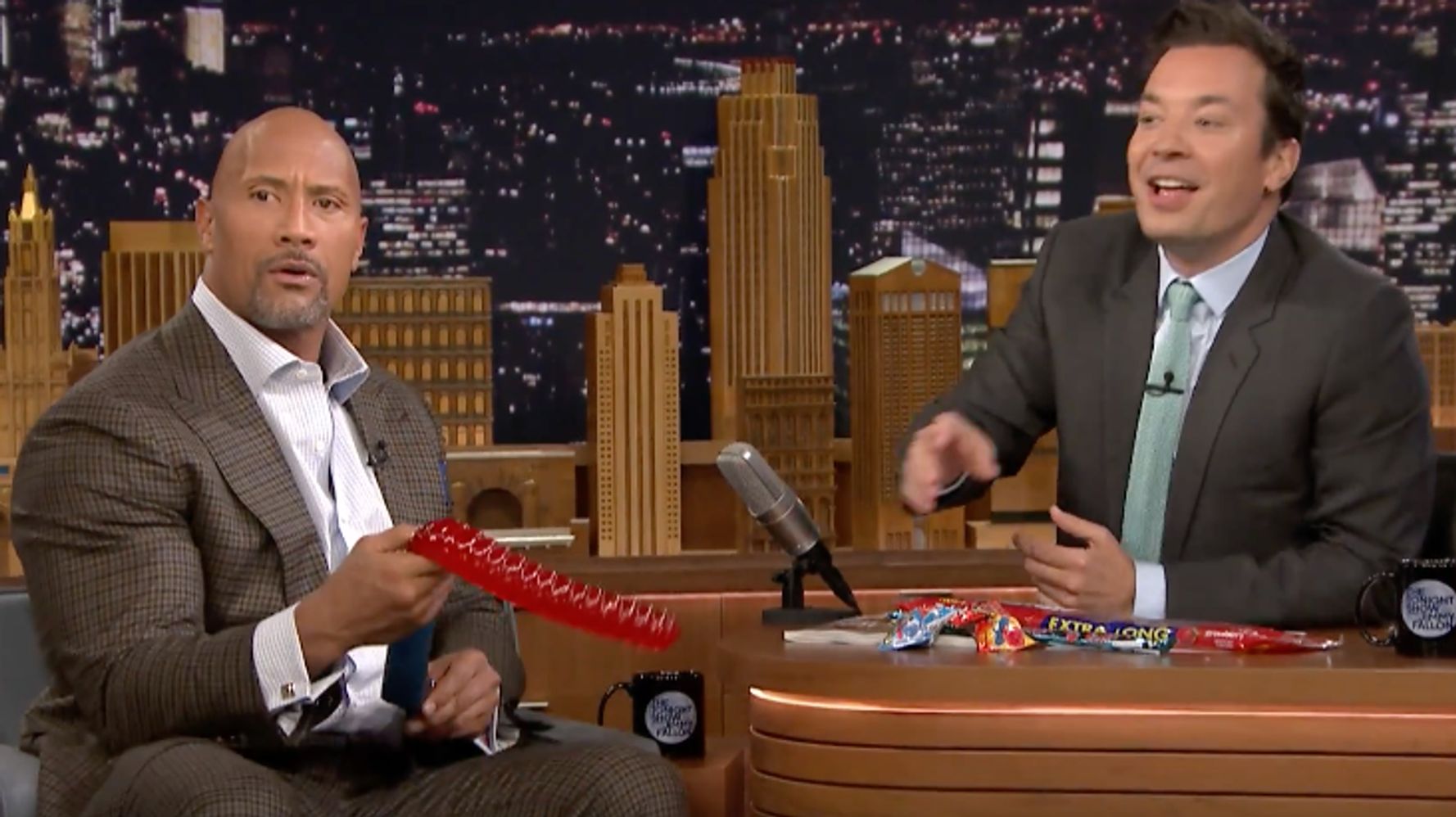 Super relatable Dwayne Johnson tastes candy for the first time since 1989