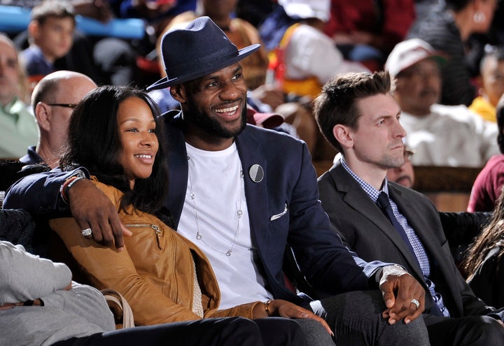LeBron and Savannah's relationship shouldn't be compared to Steph and Ayesha's.